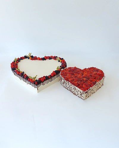 Suesse Freunde Hochzeitstorte Doppelherz Waldfrucht Haselnuss