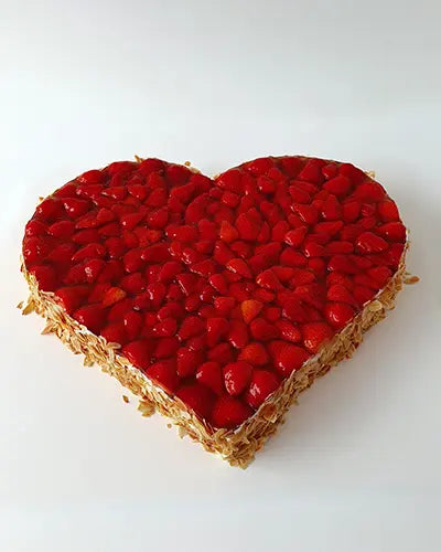 Suesse Freunde Hochzeitstorte Erdbeerherz