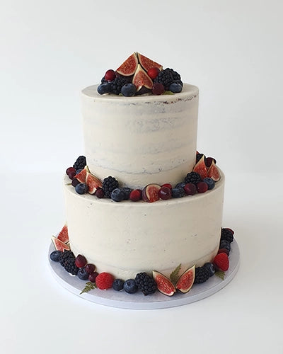 Suesse Freunde Hochzeitstorte mit Fruechten